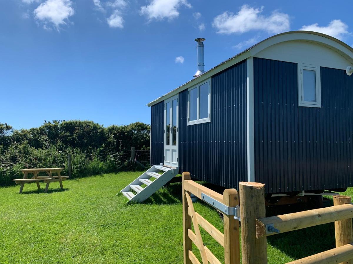 Breage Ewe With A View Sea View Shepherds Huts מראה חיצוני תמונה